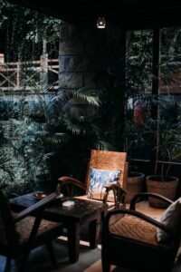 Tips for Creating a Cozy and Inviting Outdoor Living Space at Home